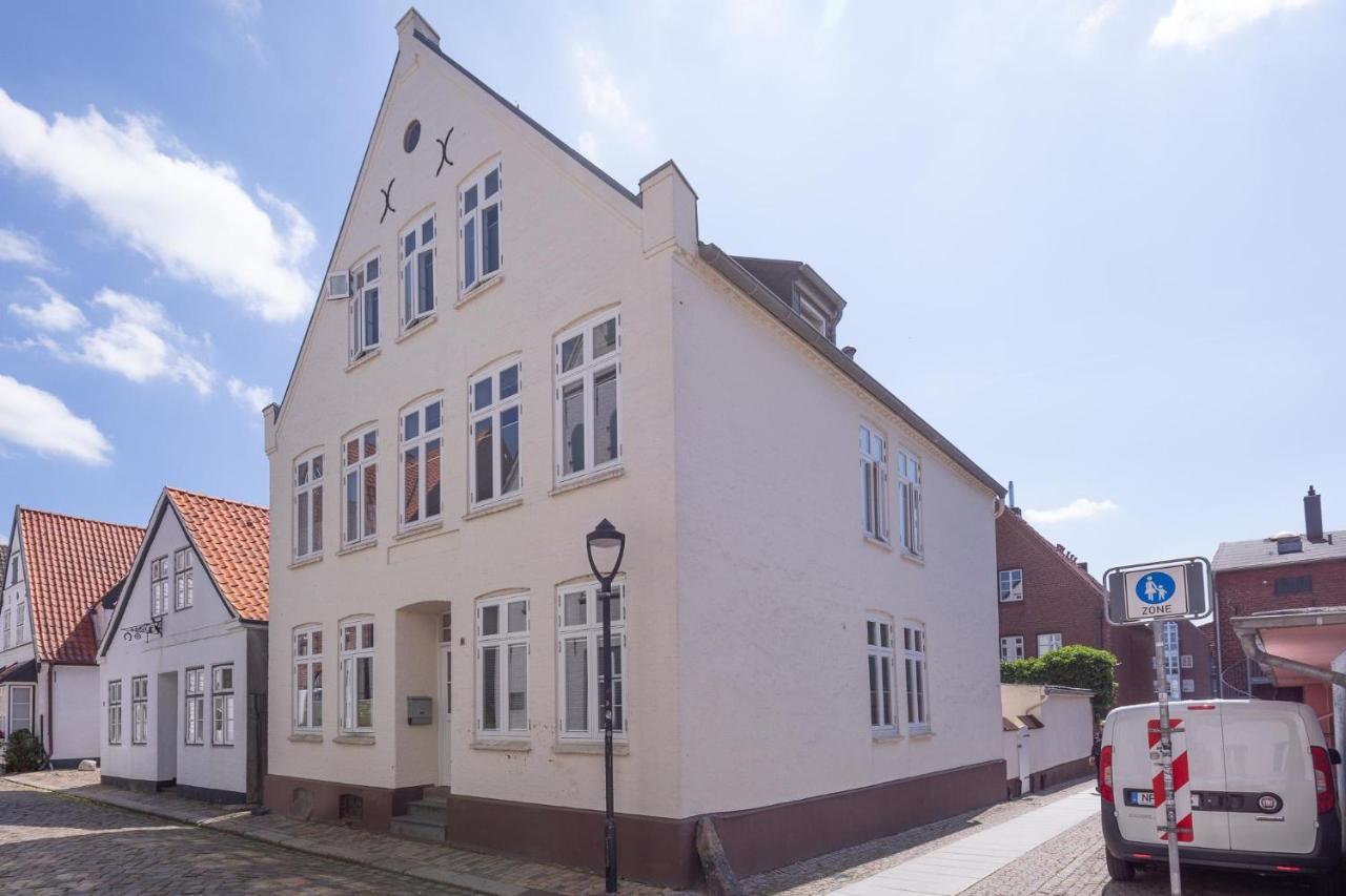 Apartmenthaus Theodor Storm Apartment Dämmerstunde Husum  Exterior foto